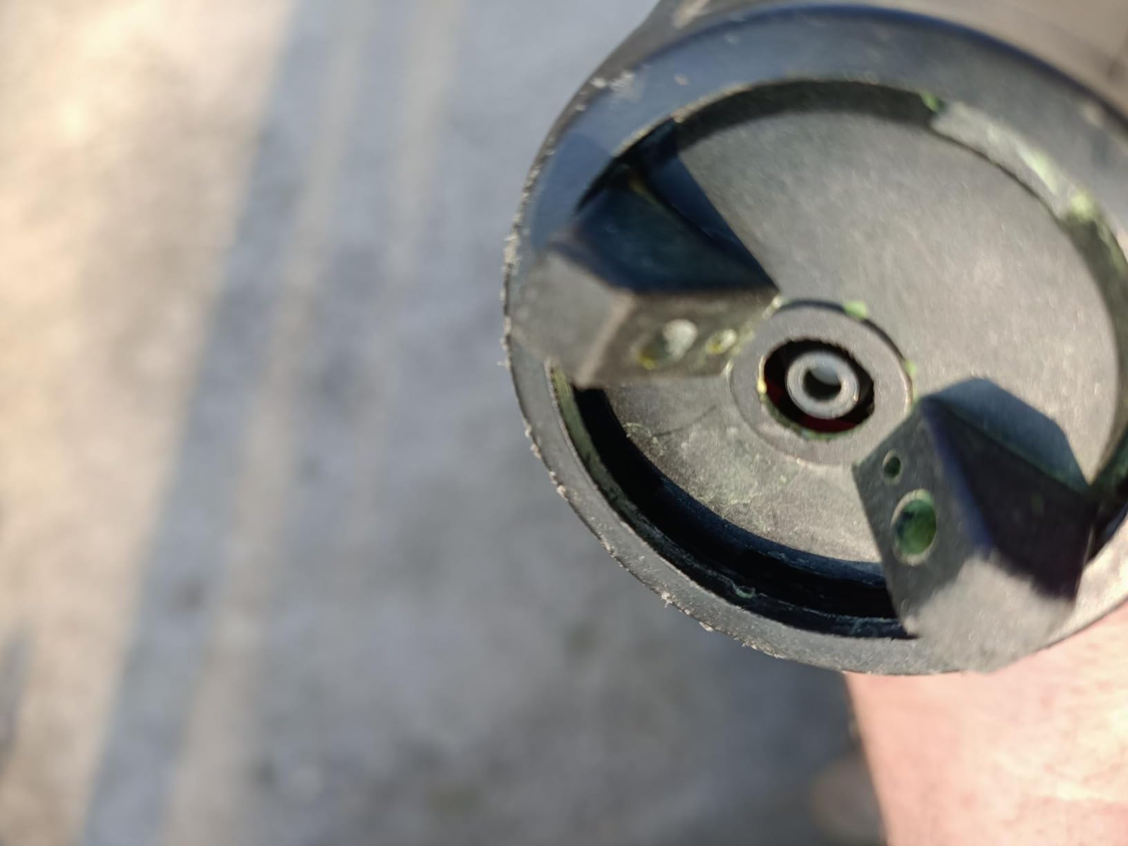 Endlich sauber sprühen ohne Kabel