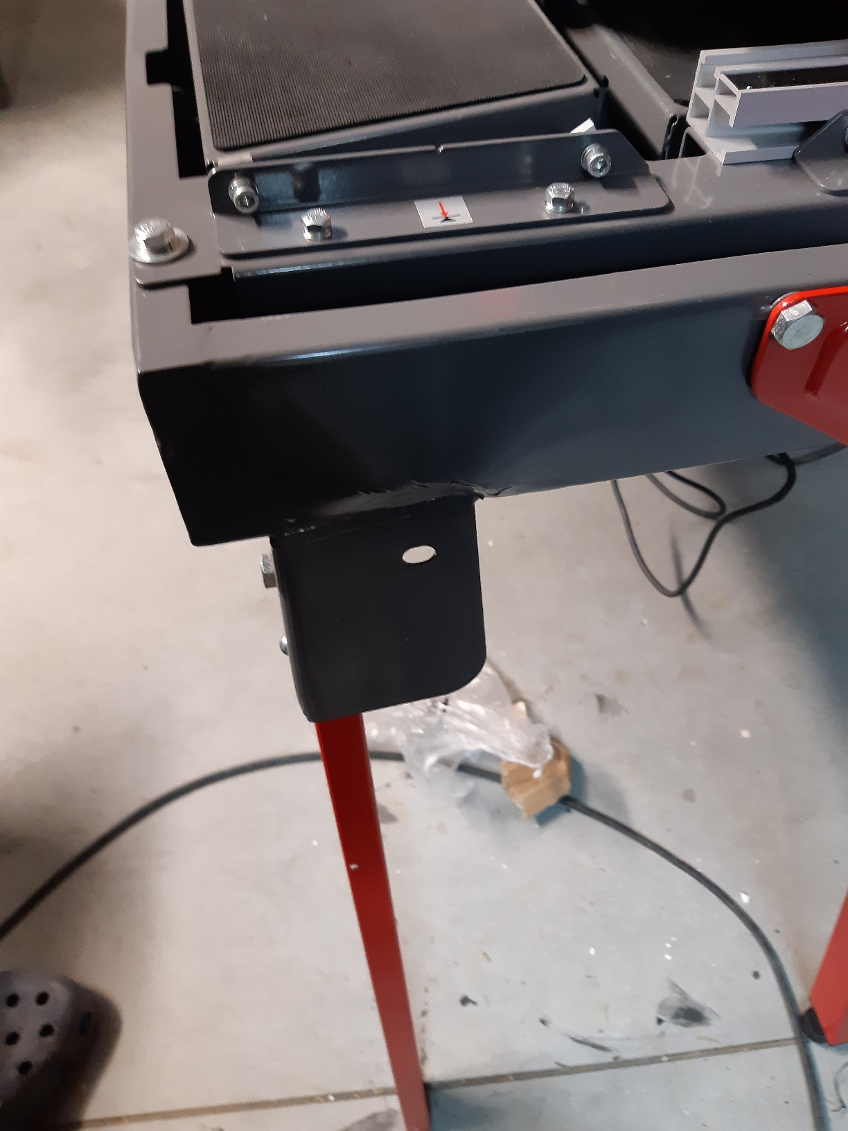 Solide Maschine mit kleinen Schwächen